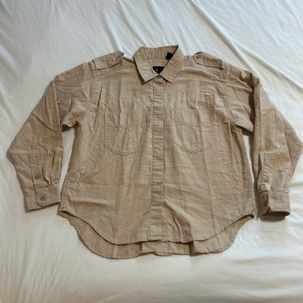 LizSport Petites Tan Cotton Herringbone Safari Button Down Shirt Small Epaulets
